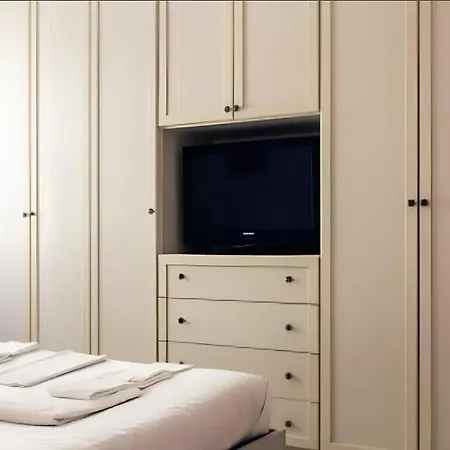 I-host - Della Torre 32 Apartamento Milán